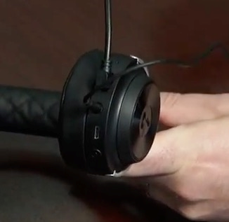 Headset with 3.5mm cable inserted